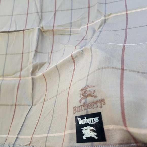 Burberry Handkerchief silky/cotton #08 - Picture 2 of 7